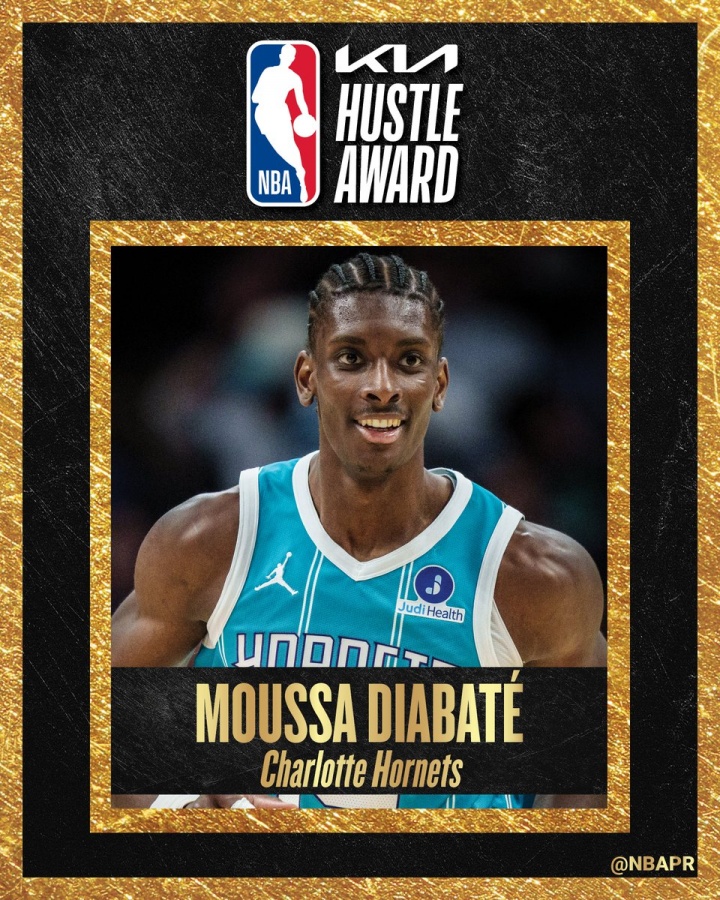芒果体育官方入口-拼命三郎!NBA常规赛最佳拼搏奖:黄蜂前锋迪亚巴特!
